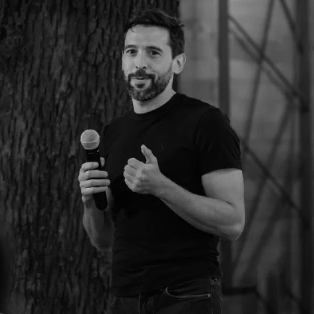 Portrait of Ismael Figueroa, Head of e-commerce  & Partnerships